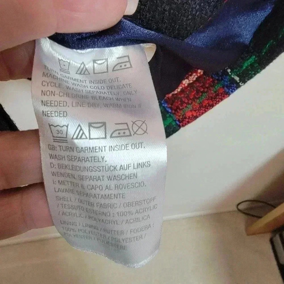 Linea Plaid Jacket - Picture 3 of 4